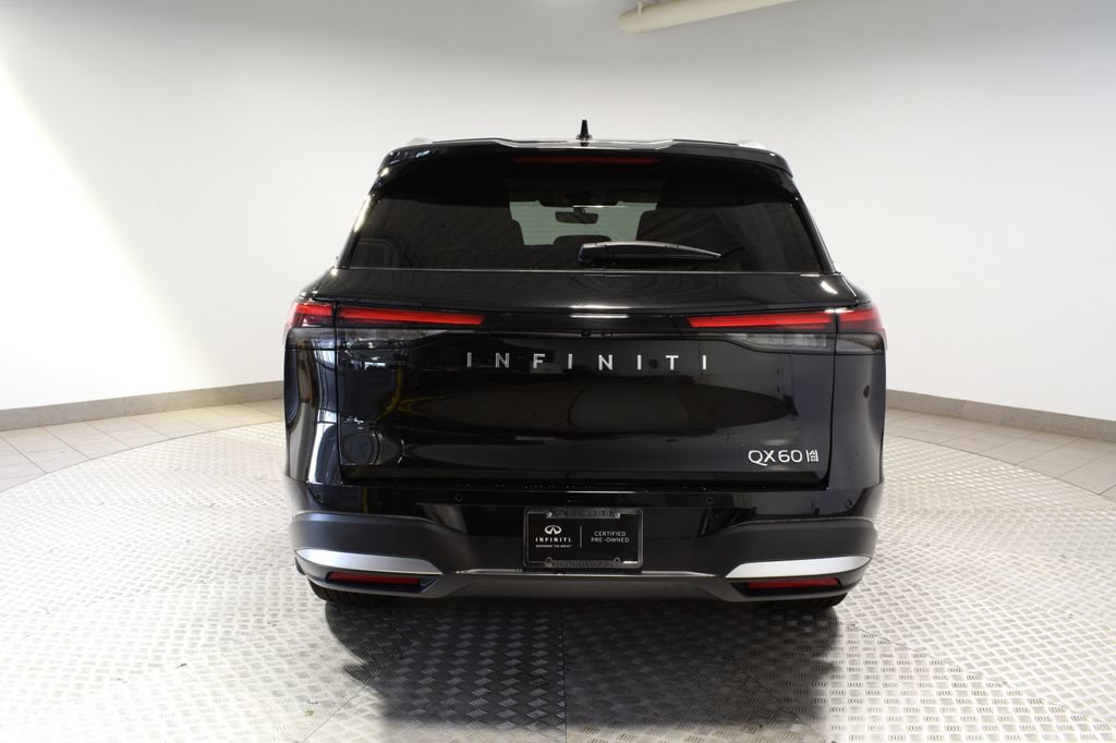 Certified 2026 INFINITI QX60 Luxe w/ Family Package AWD/4WD image 12