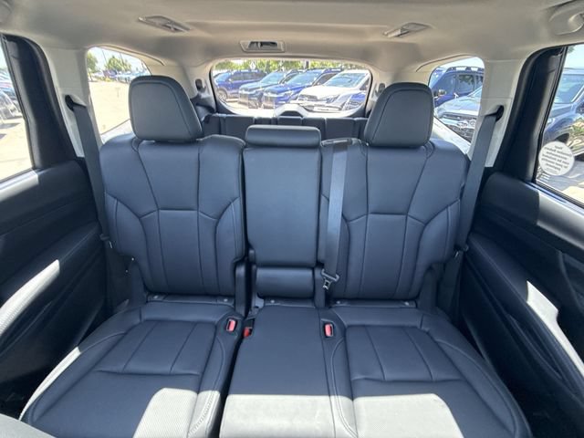 New 2026 Subaru Ascent Limited AWD/4WD image 25