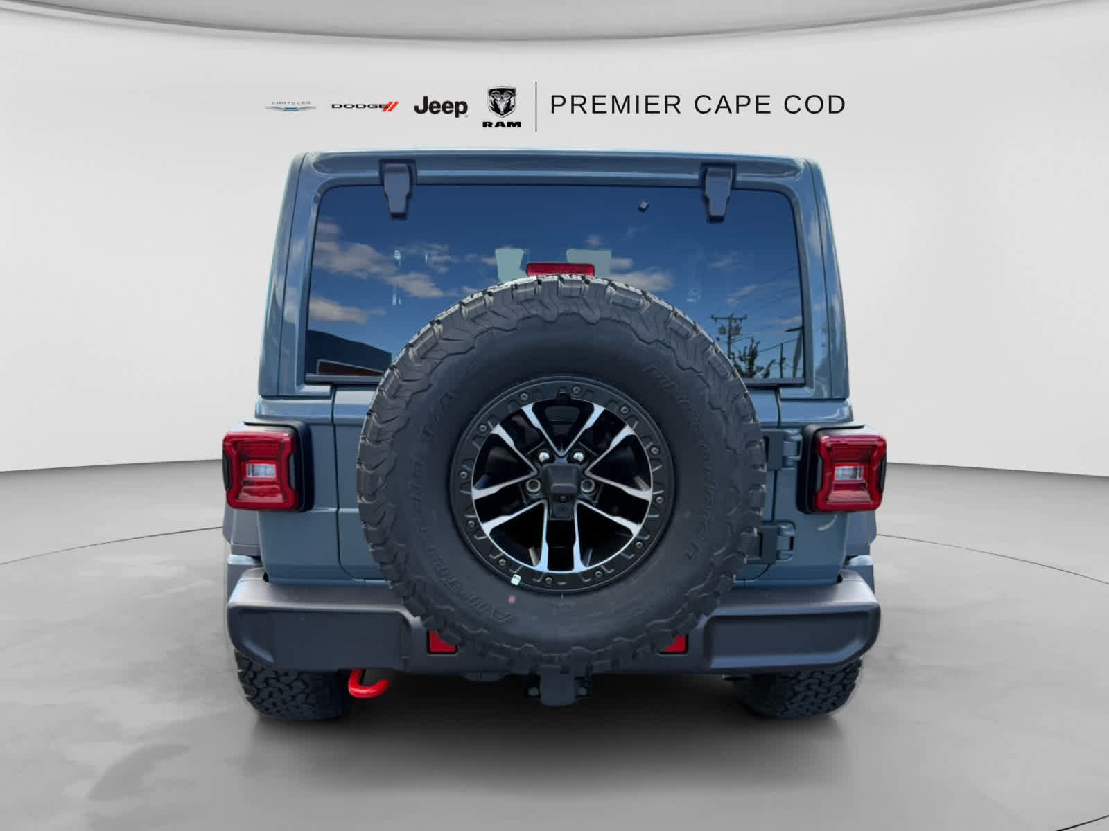 New 2026 Jeep Wrangler Rubicon w/ Xtreme 35 Tire Package AWD/4WD image 6