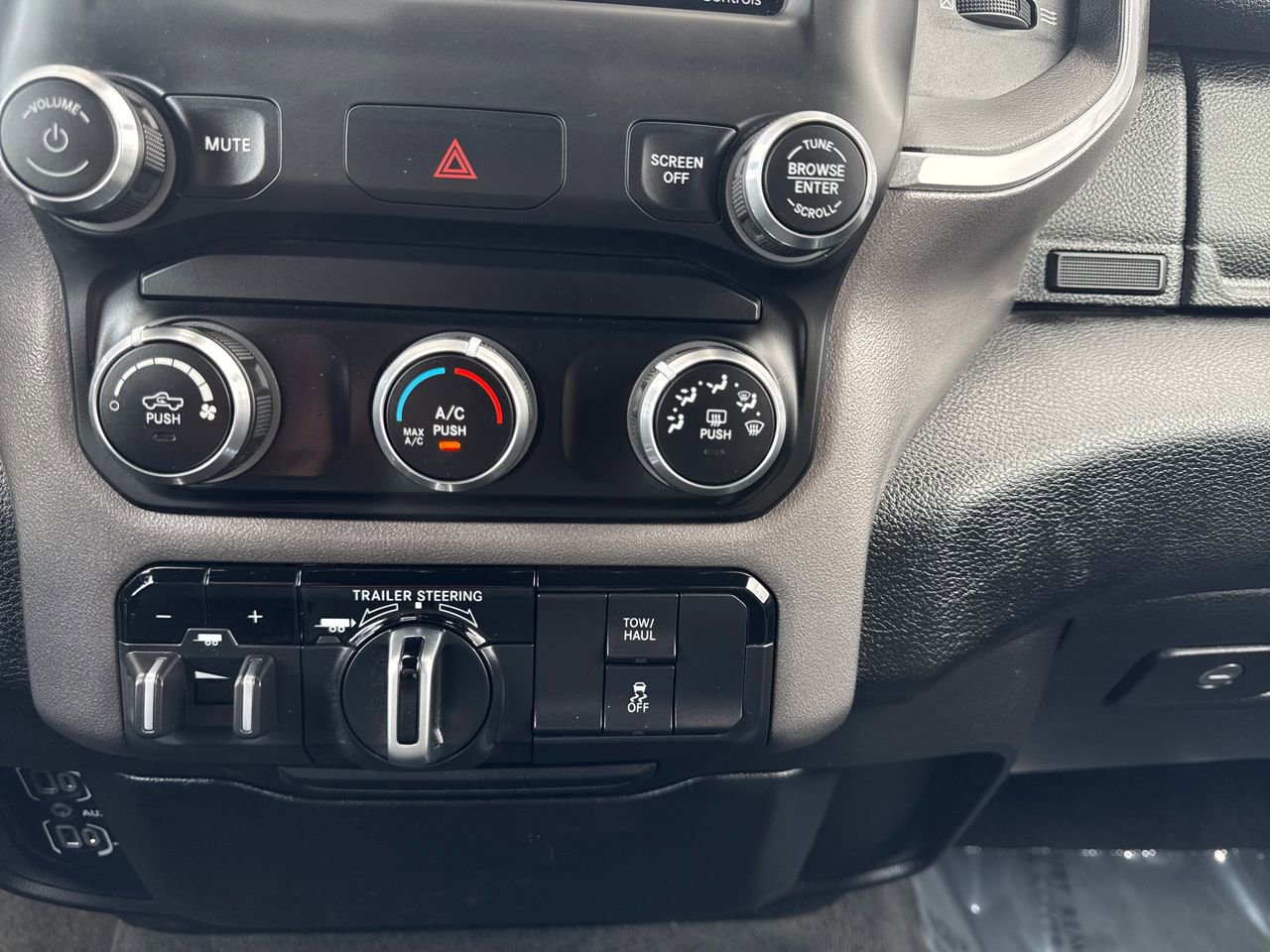 Used 2021 RAM 1500 Big Horn w/ Trailer Tow Group image 21