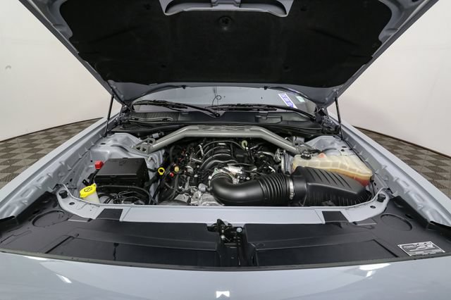 Used 2022 Dodge Challenger R/T w/ Blacktop Package RWD image 5