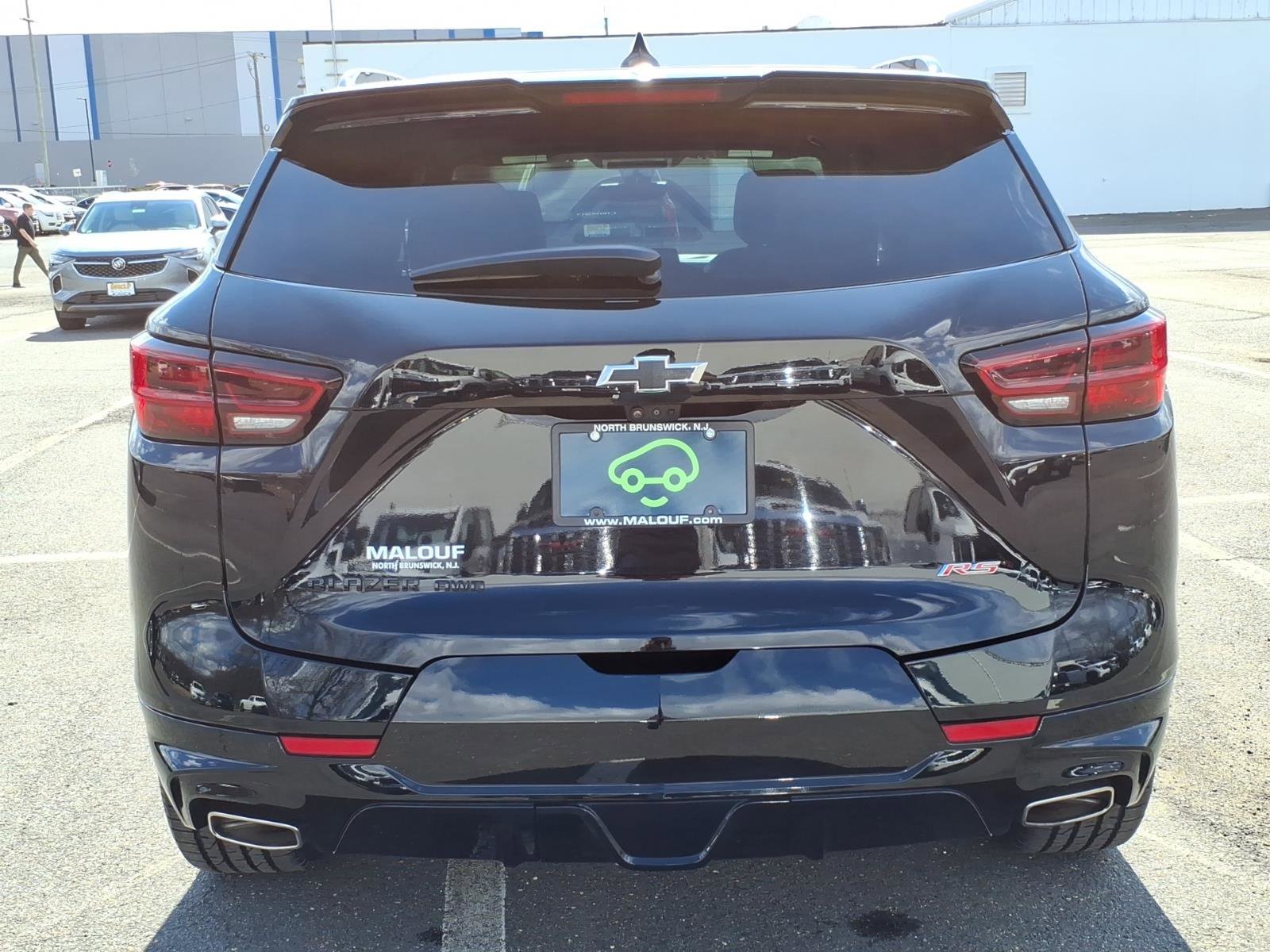 Certified 2023 Chevrolet Blazer RS w/ Driver Confidence II Package image 5