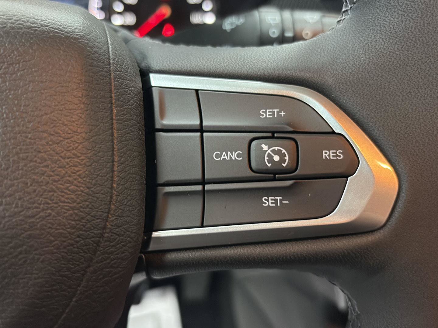 New 2026 Jeep Compass Latitude AWD/4WD image 10