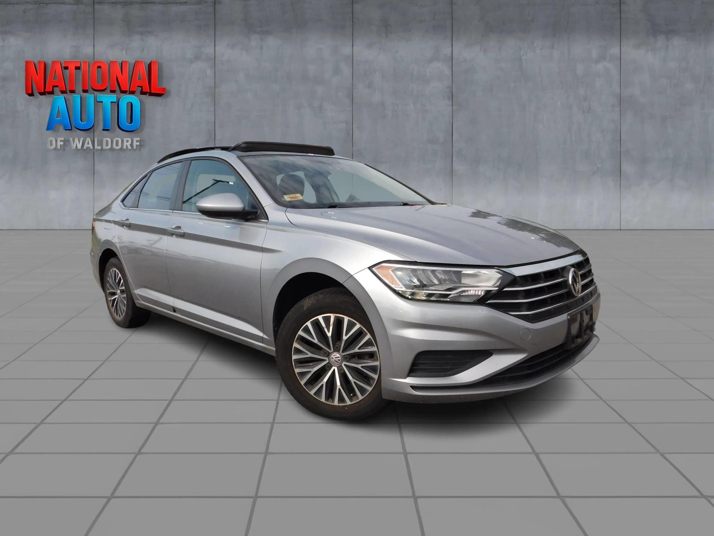 Used 2020 Volkswagen Jetta SE w/ SE Cold Weather Package FWD image 1