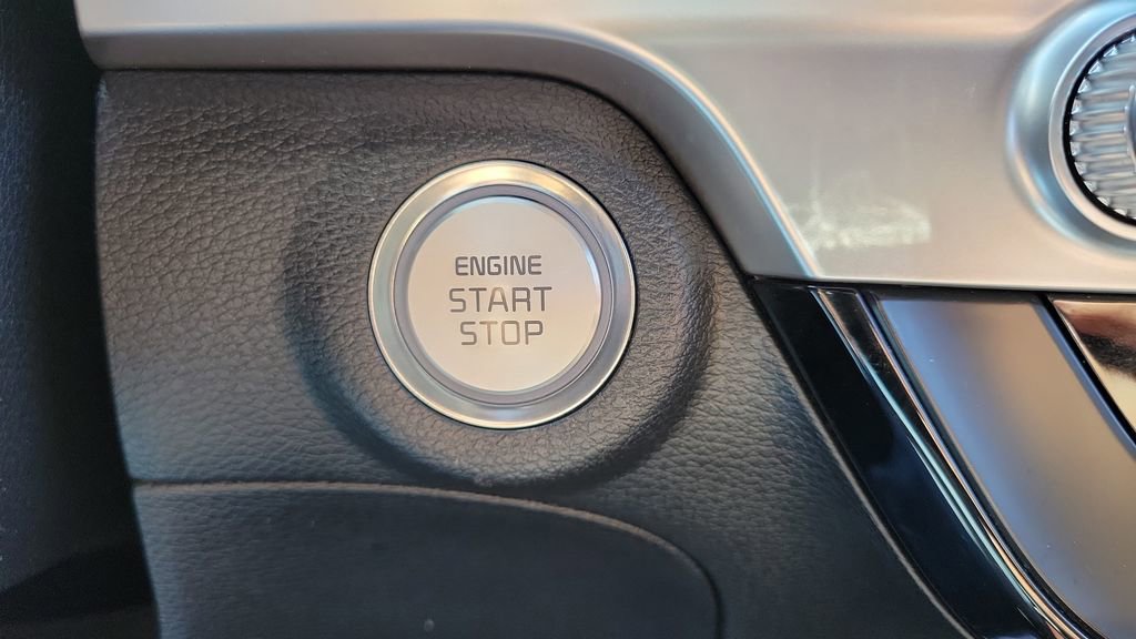 Used 2023 Kia Telluride EX w/ EX Captain's Chair Package image 24