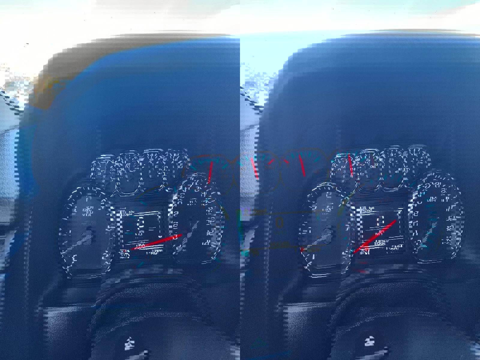 Used 2015 Chevrolet Suburban LTZ image 25