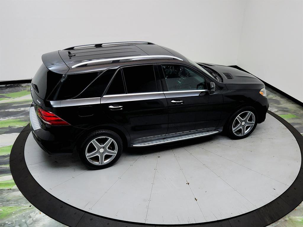 Used 2016 Mercedes-Benz GLE 400 4MATIC w/ Parking Assist Package image 35