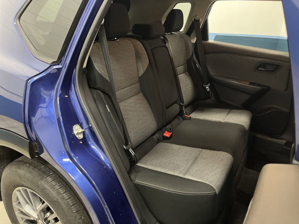 Used 2021 Nissan Rogue S image 29