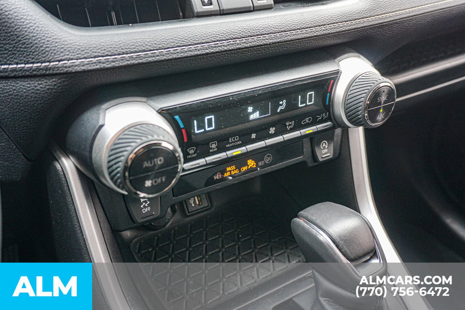 Used 2023 Toyota RAV4 XLE Premium FWD image 47