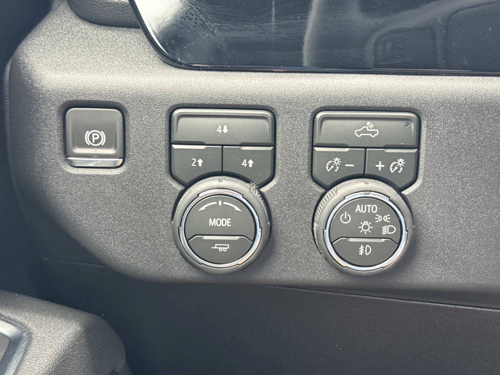 New 2026 Chevrolet Silverado 3500 LT AWD/4WD image 13