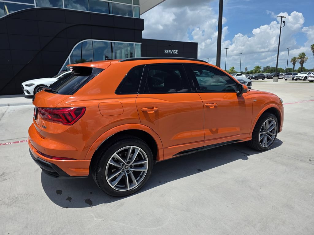 Used 2024 Audi Q3 2.0T Premium Plus w/ Premium Plus Package AWD/4WD image 6