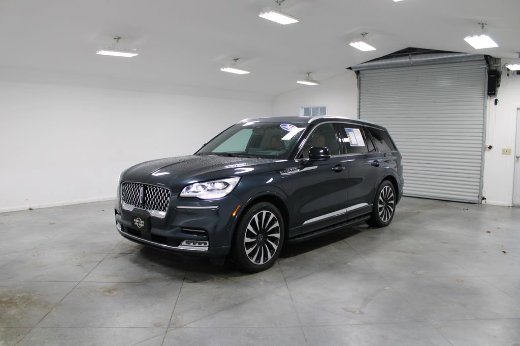 Used 2023 Lincoln Aviator Black Label Grand Touring image 4