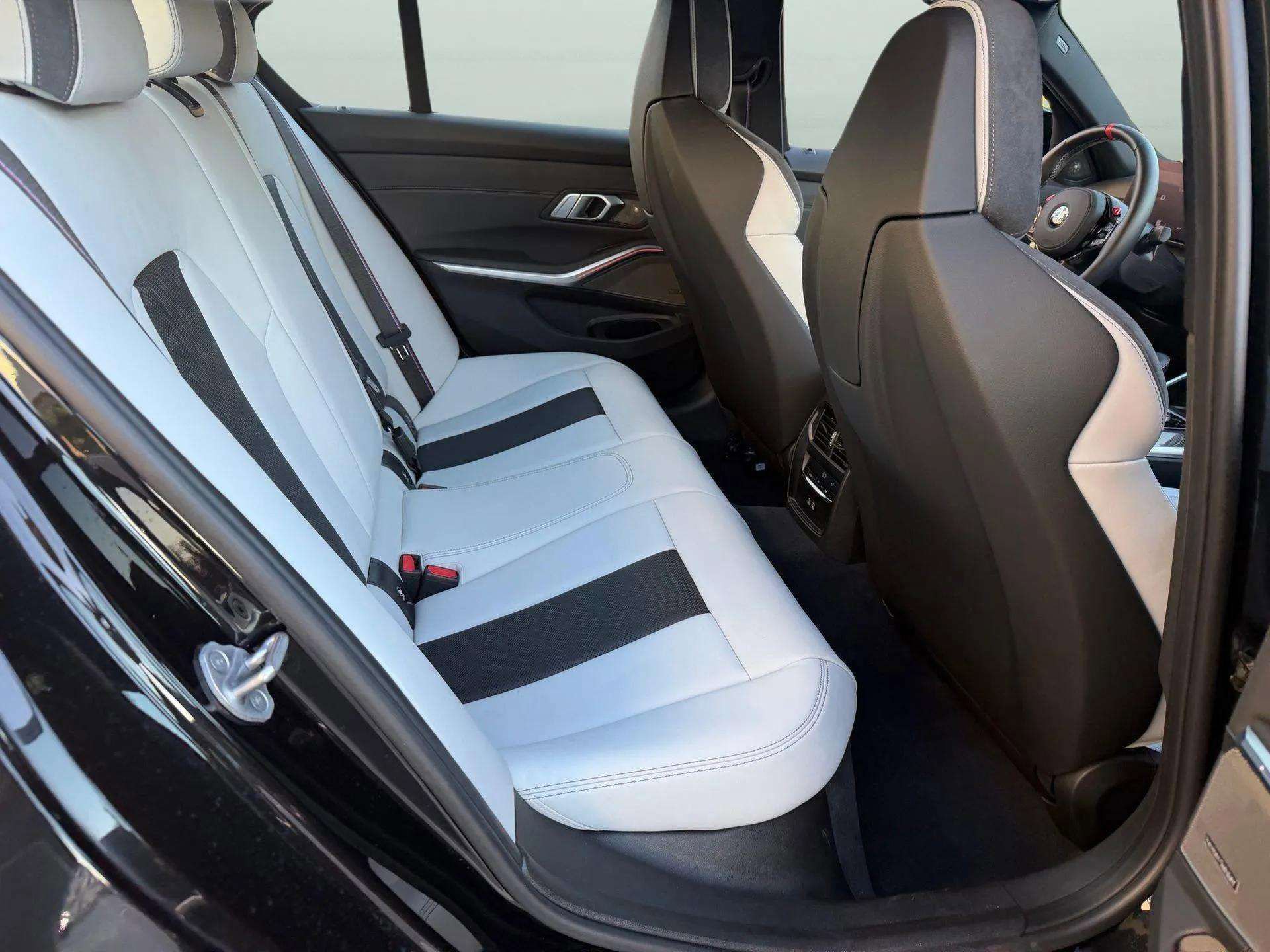 Used 2025 BMW M3 Competition image 32