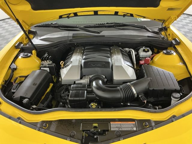 Used 2010 Chevrolet Camaro SS w/ LPO, Ground Effects Package RWD image 24