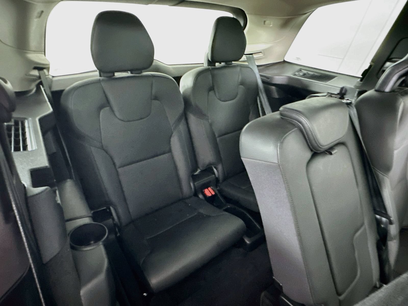 Used 2025 Volvo XC90 B6 Plus w/ Protection Package Premier AWD/4WD image 28