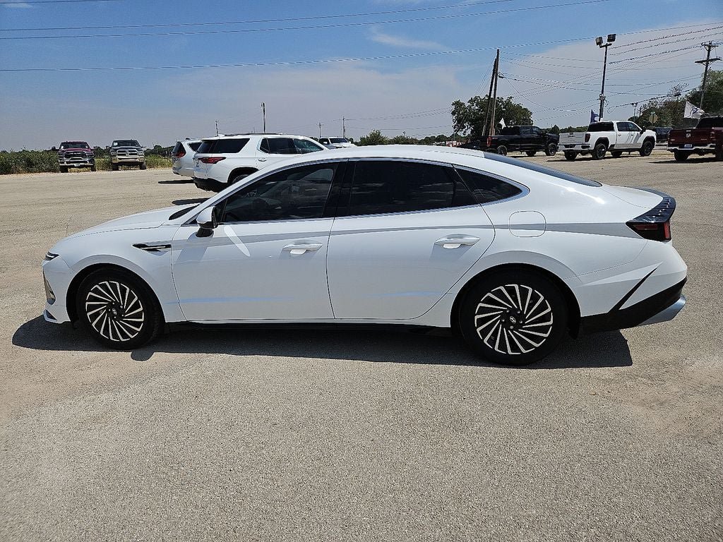 Used 2024 Hyundai Sonata SEL FWD image 3