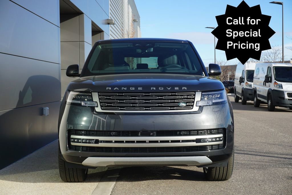 New 2025 Land Rover Range Rover Long Wheelbase SE image 5