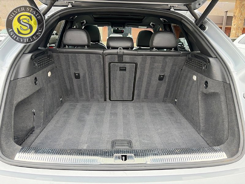 Used 2018 Audi Q3 2.0T Premium Plus w/ Premium Plus Package image 24