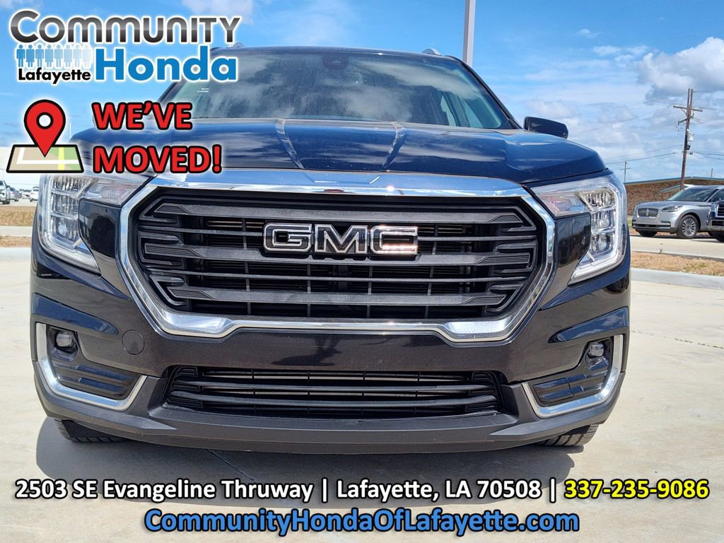 Used 2023 GMC Terrain SLT w/ LPO, Floor Liner Package FWD image 16