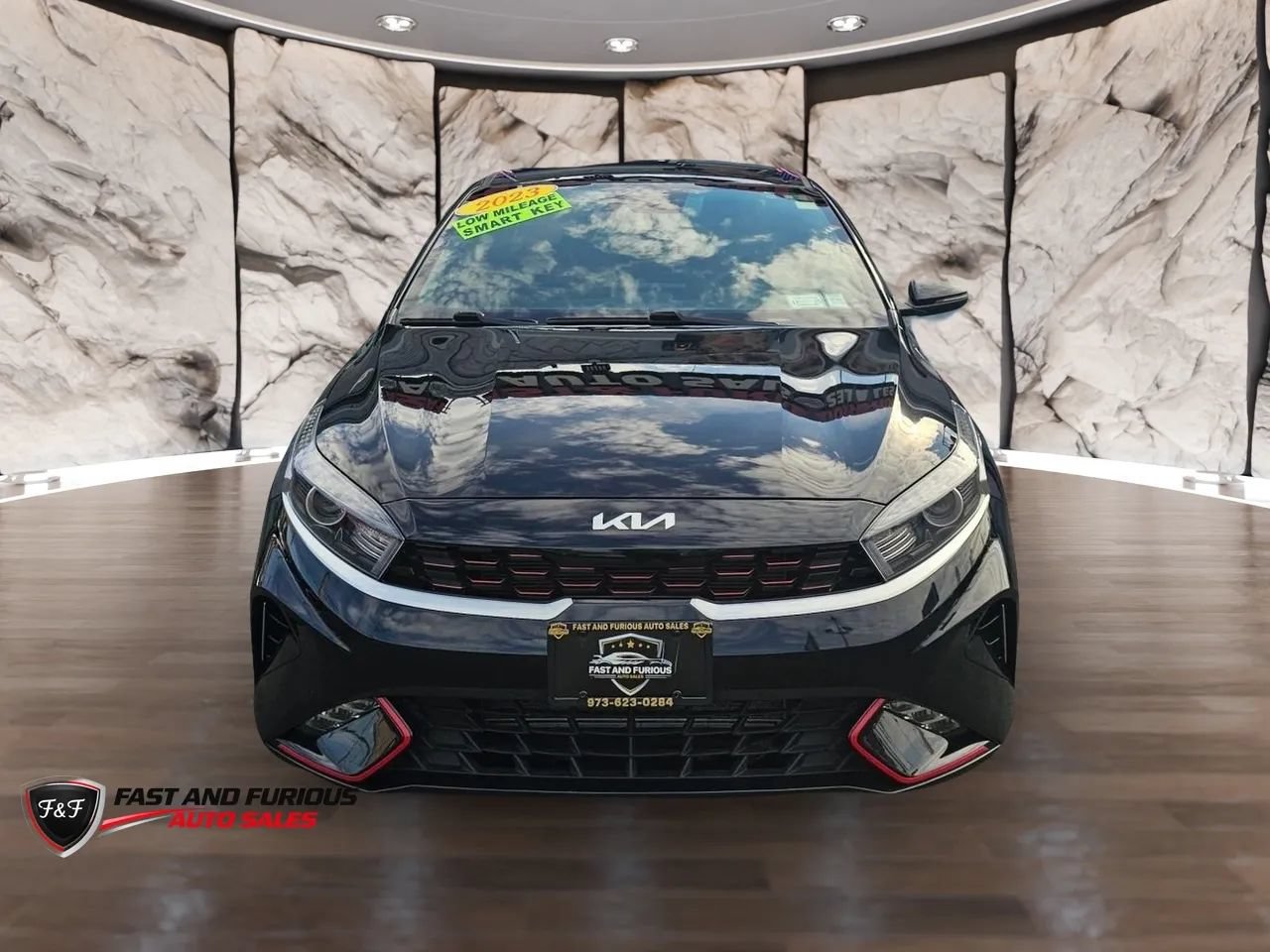Used 2023 Kia Forte GT-Line FWD image 2