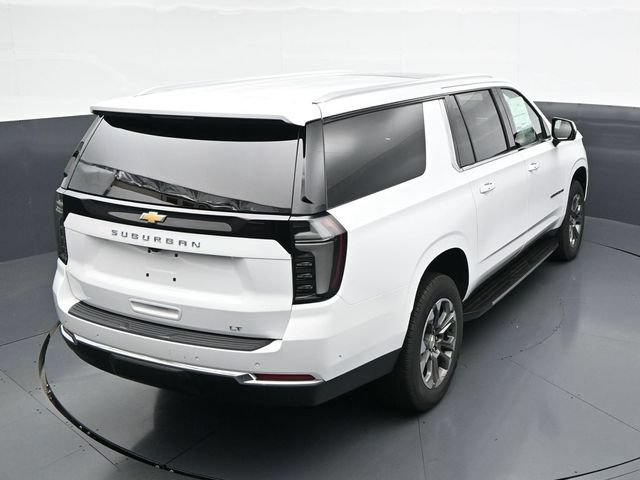 New 2026 Chevrolet Suburban LT w/ Comfort Package AWD/4WD image 39