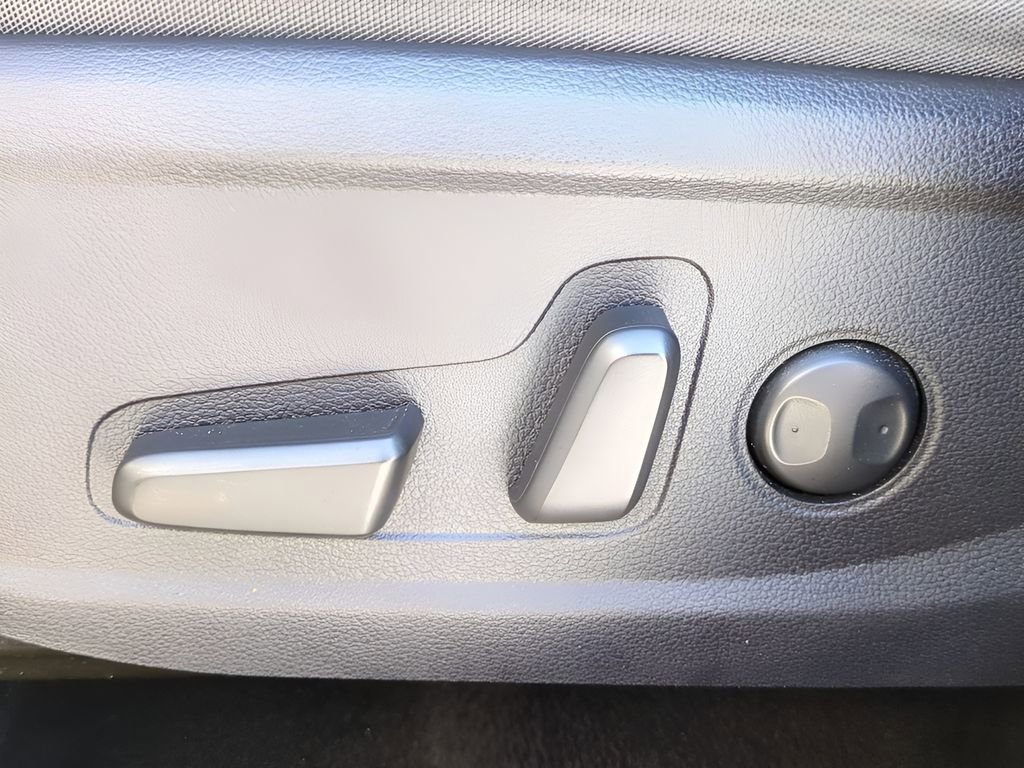 Used 2023 Hyundai Santa Fe SEL image 20