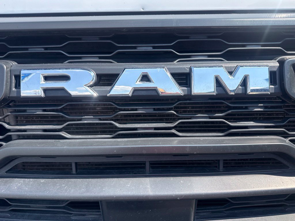 Used 2025 RAM ProMaster 2500 w/ Convenience Group FWD image 11