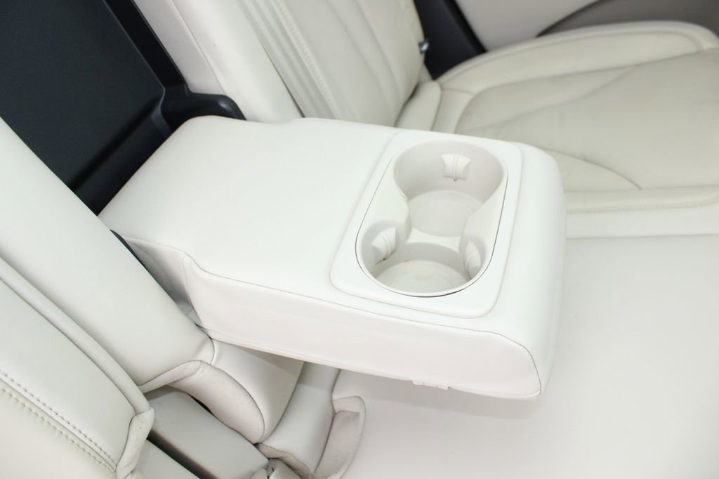 Used 2020 Lincoln Nautilus Reserve FWD image 18