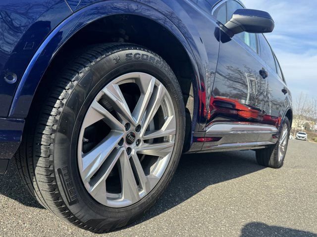 Certified 2023 Audi Q7 2.0T Premium w/ Convenience Package image 10