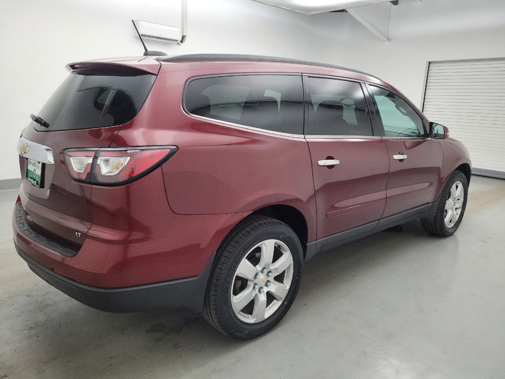 Used 2017 Chevrolet Traverse LT w/ Style and Technology Package FWD image 10