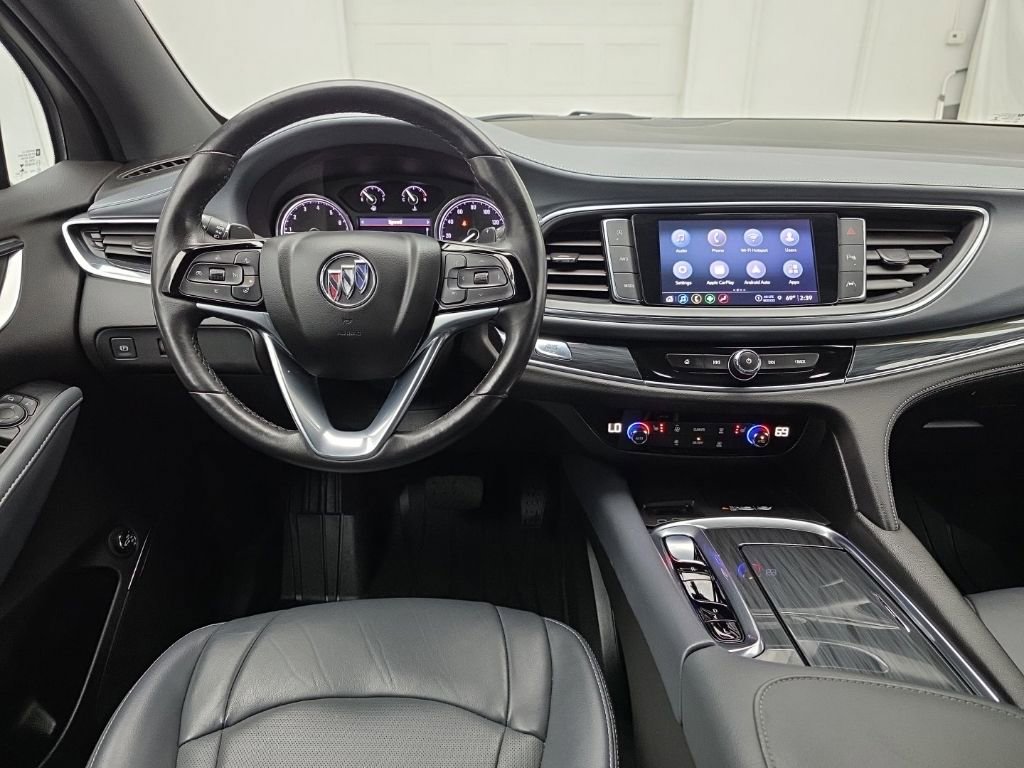 Used 2023 Buick Enclave Essence w/ Experience Buick Package AWD/4WD image 17