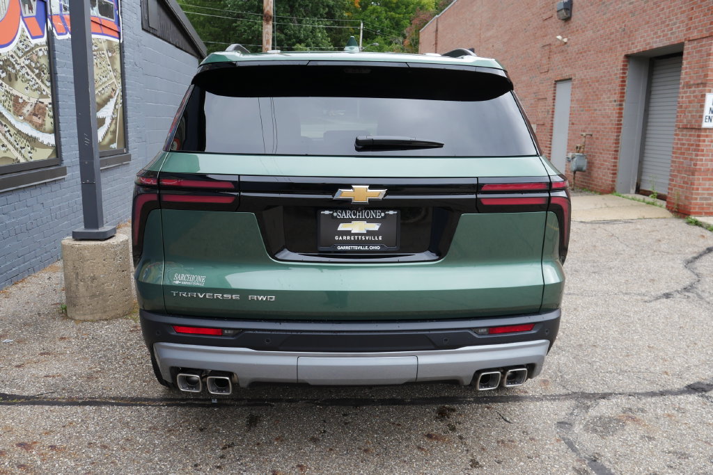 New 2027 Chevrolet Traverse LT w/ Enhanced Driving Package AWD/4WD image 37