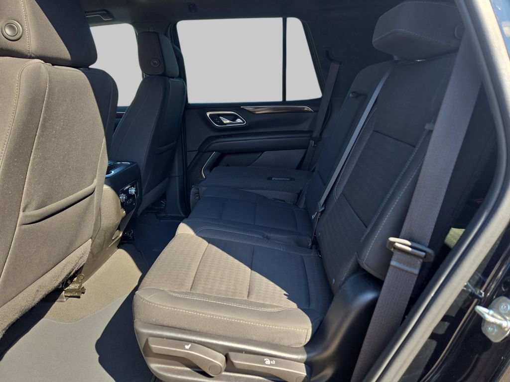 Used 2024 GMC Yukon SLE AWD/4WD image 16