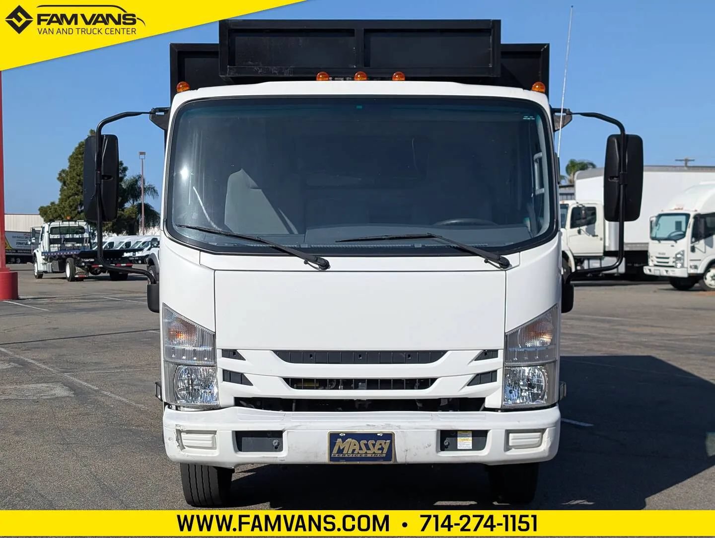 Used 2021 Isuzu NPR RWD image 4