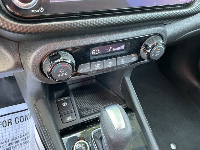 Used 2022 Nissan Kicks SV w/ Interior Electronics Package FWD image 23