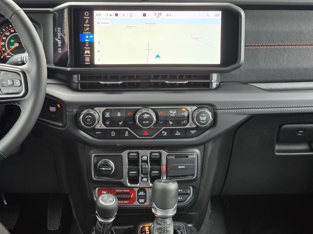 New 2025 Jeep Gladiator Rubicon image 28