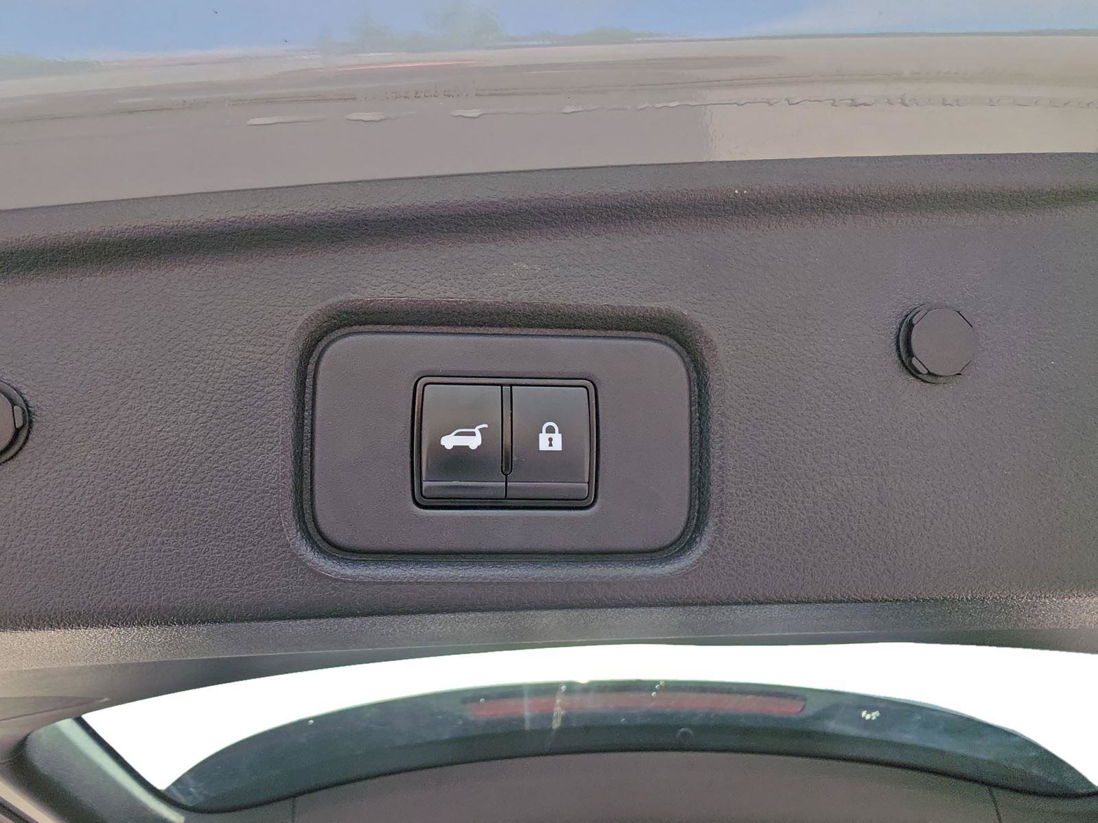 Used 2024 Nissan Pathfinder Platinum AWD/4WD image 26