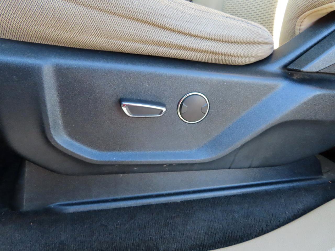 Used 2017 Ford F350 XLT w/ XLT Premium Package AWD/4WD image 29