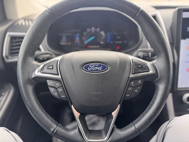 Used 2022 Ford Edge SEL w/ Convenience Package AWD/4WD image 9