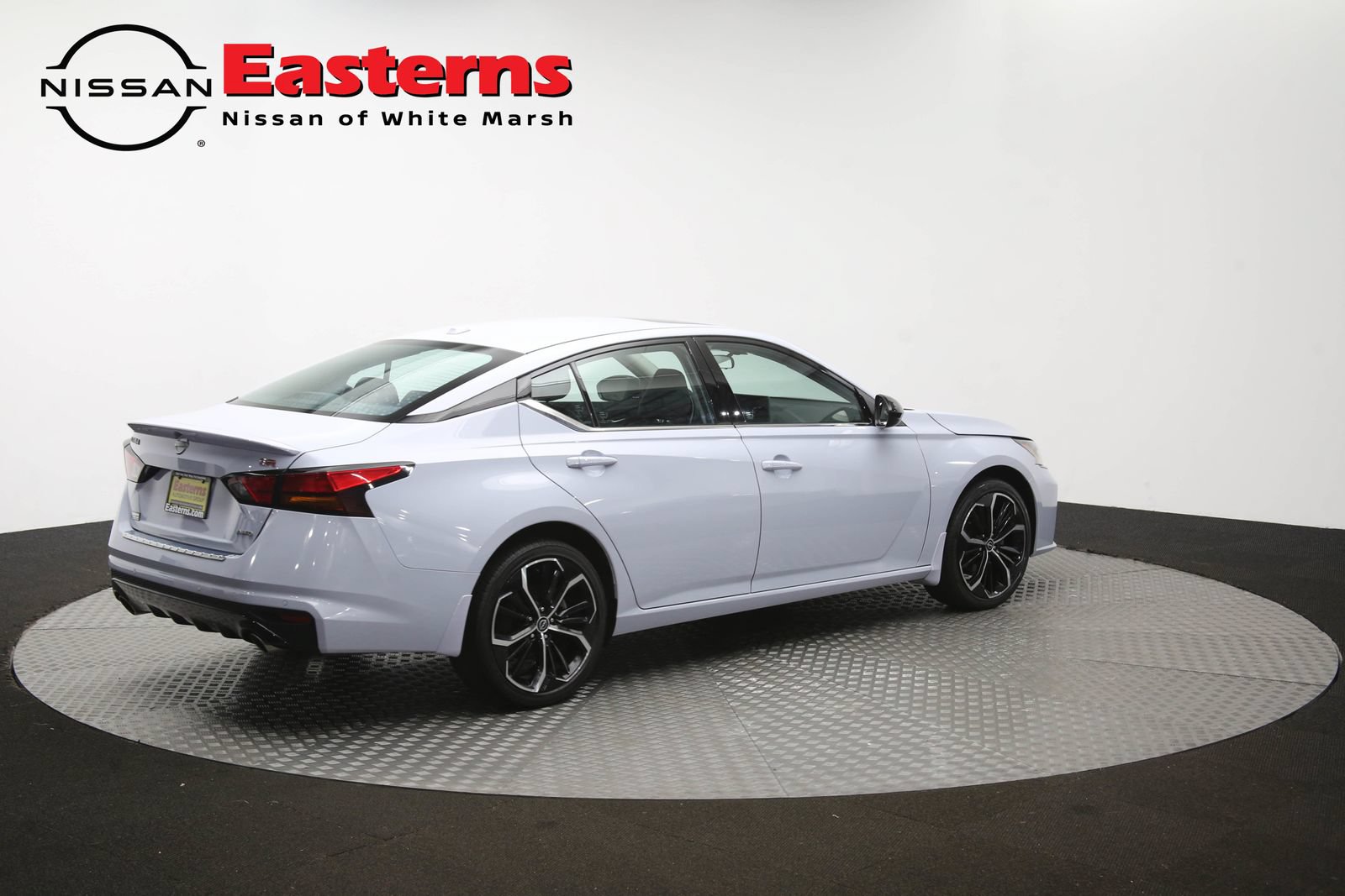 Used 2023 Nissan Altima 2.5 SR AWD/4WD image 42