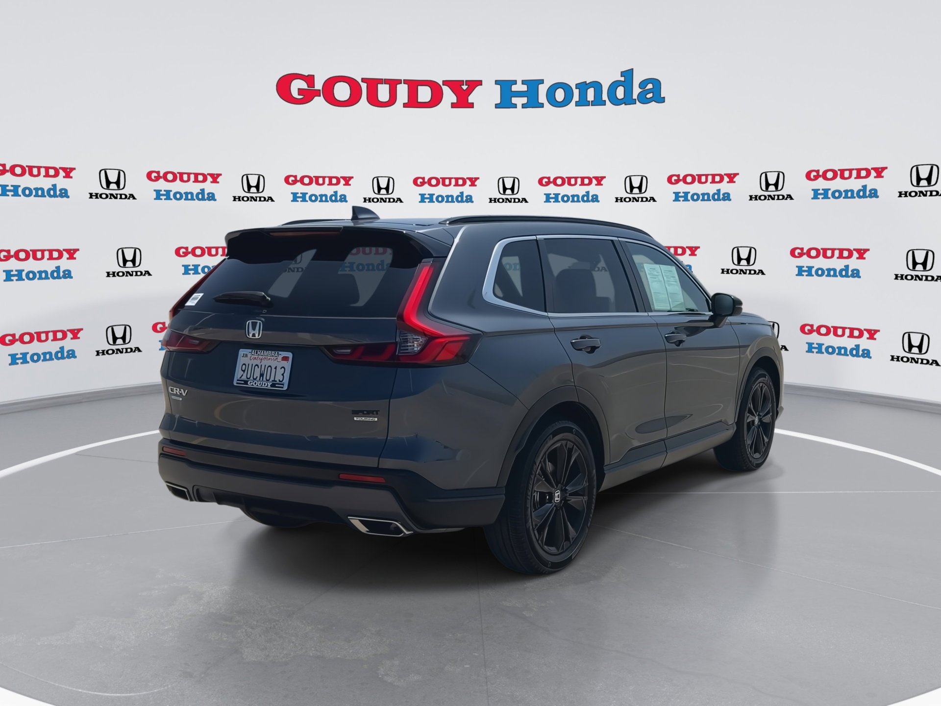 Used 2025 Honda CR-V Sport Touring image 8