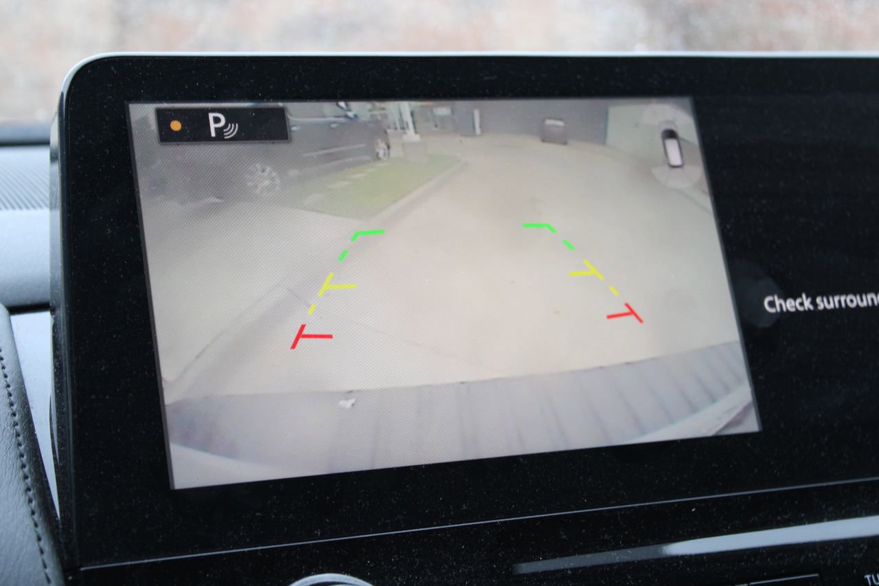 Used 2022 Nissan Armada SV w/ Cargo Package image 8