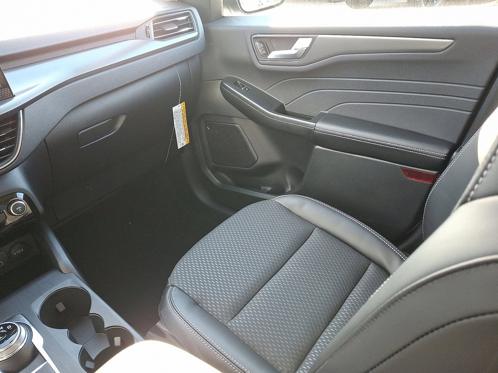 New 2026 Ford Escape SE image 21