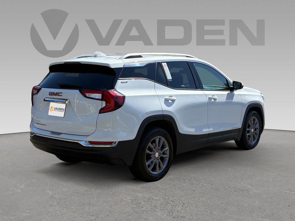 Used 2023 GMC Terrain SLT image 19