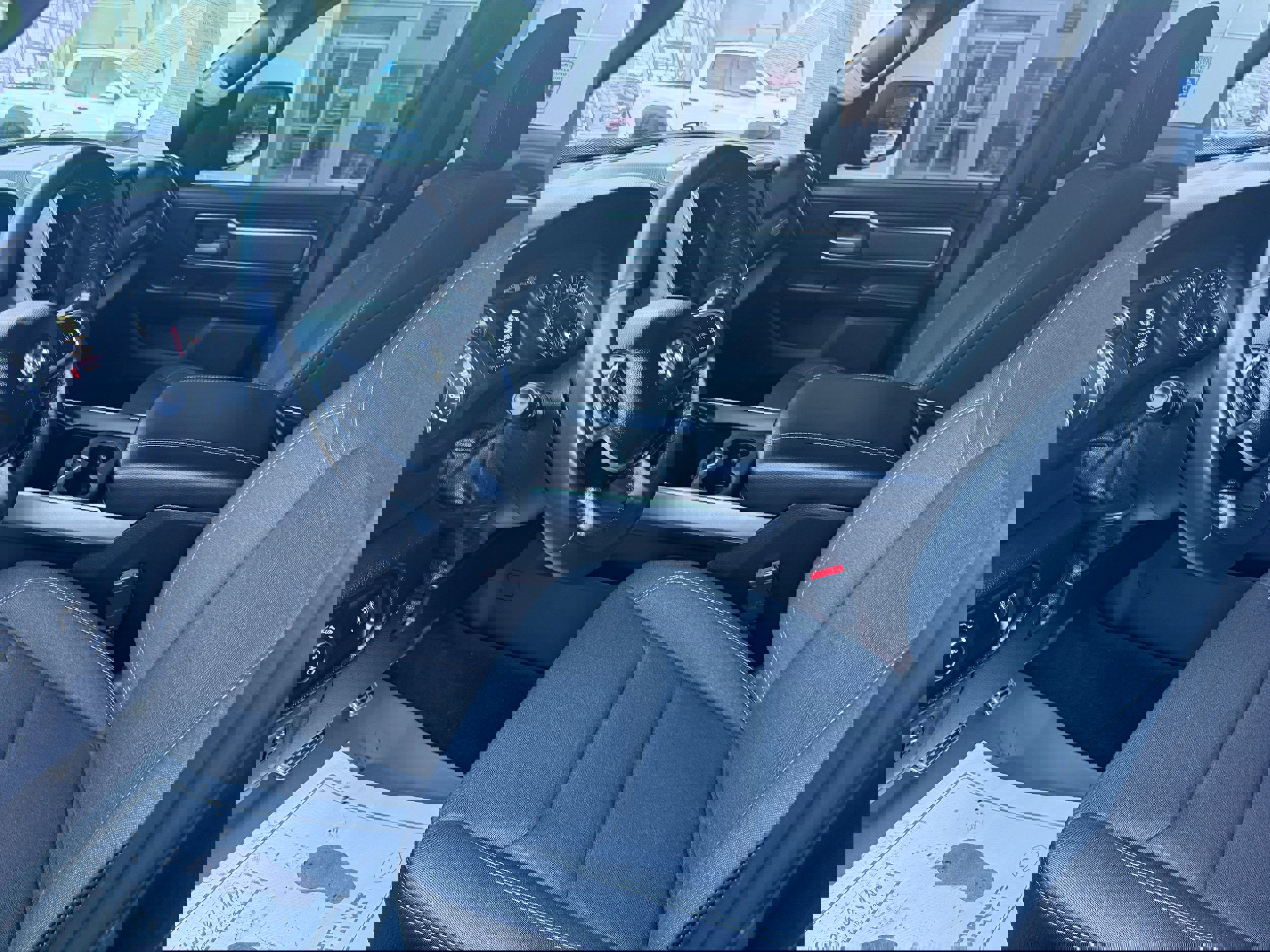 Used 2021 RAM 1500 Big Horn image 13