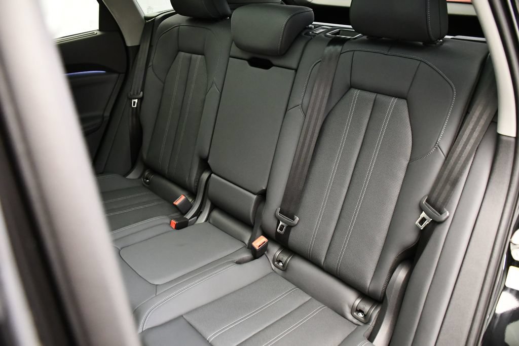 Used 2025 Audi Q5 Prestige AWD/4WD image 41