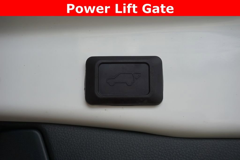 Used 2025 Toyota RAV4 XLE w/ Convenience Package AWD/4WD image 18