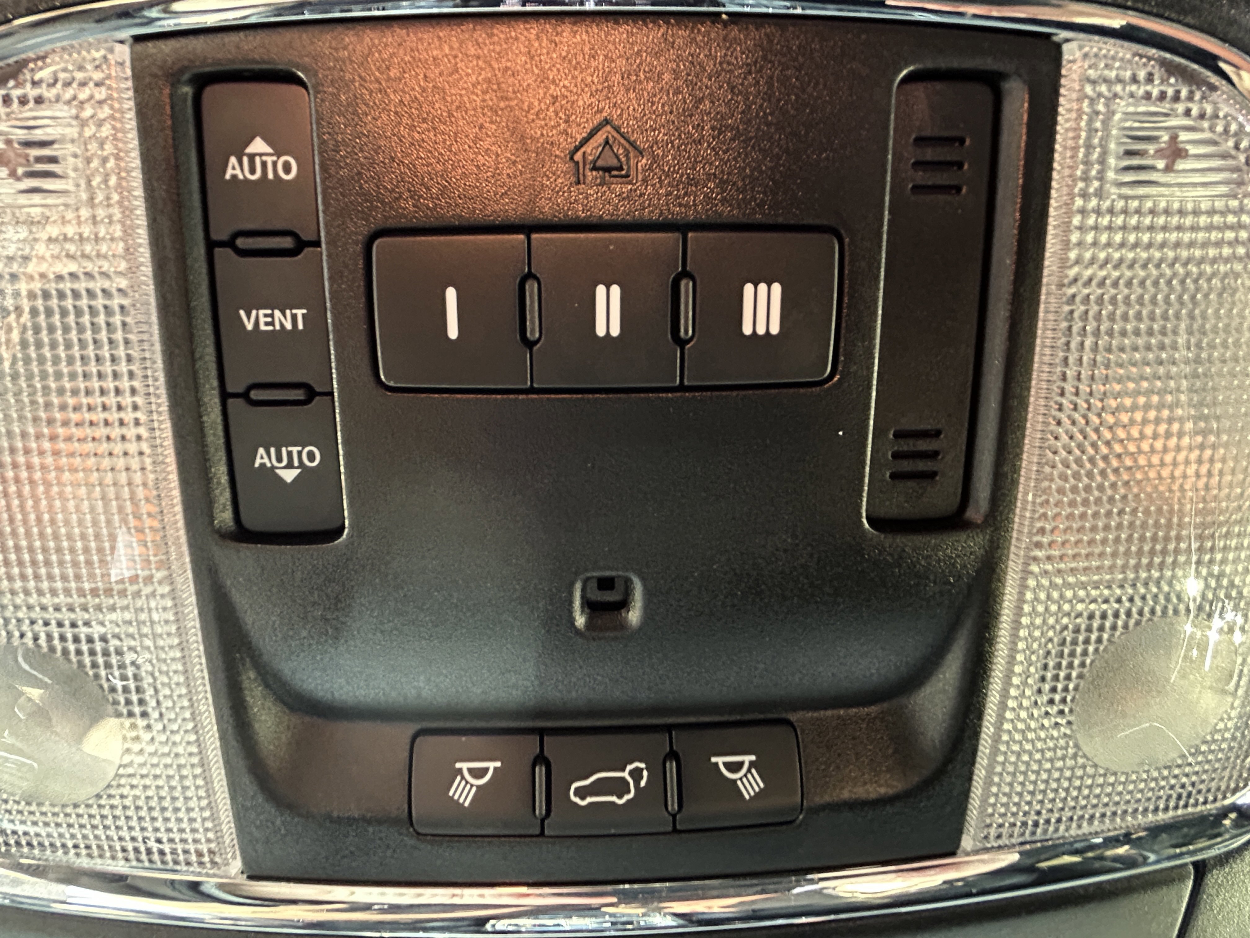 Used 2020 Jeep Grand Cherokee Trailhawk AWD/4WD image 38