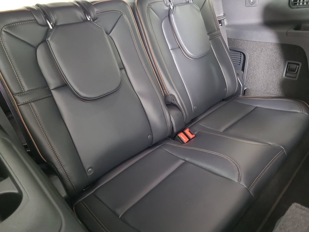 Used 2025 Lincoln Aviator Black Label AWD/4WD image 24