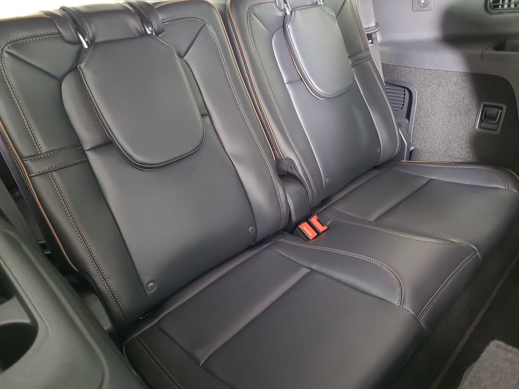 Used 2025 Lincoln Aviator Black Label image 24